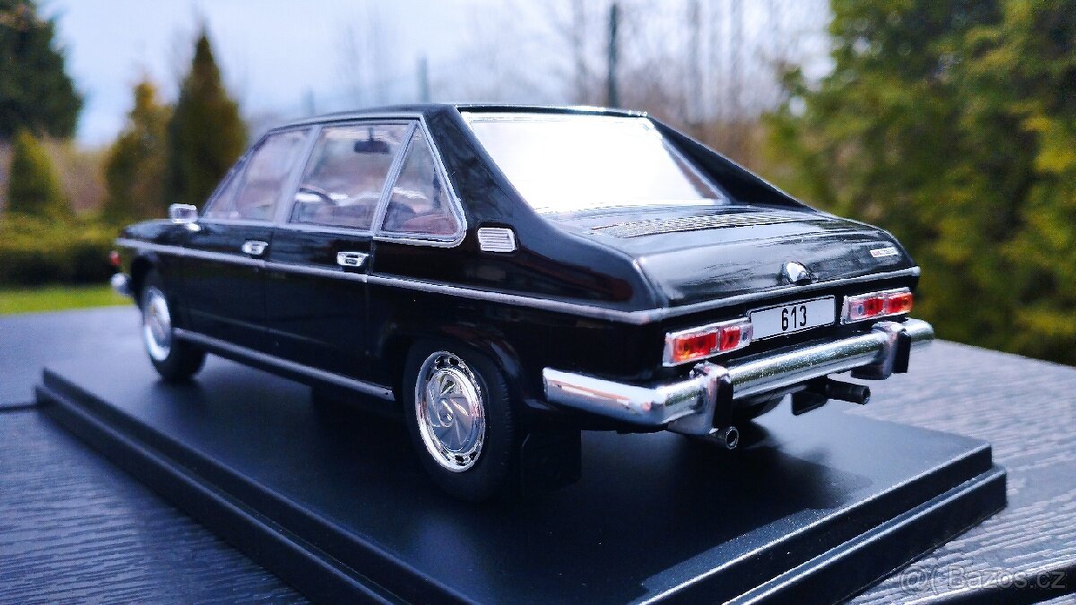 Tatra 613 černa ( 1:24 ) - 6