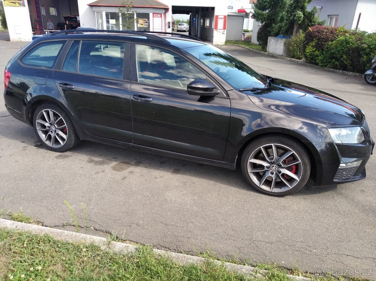 Škoda Octavia RS 2.0TDi -135kw - 6