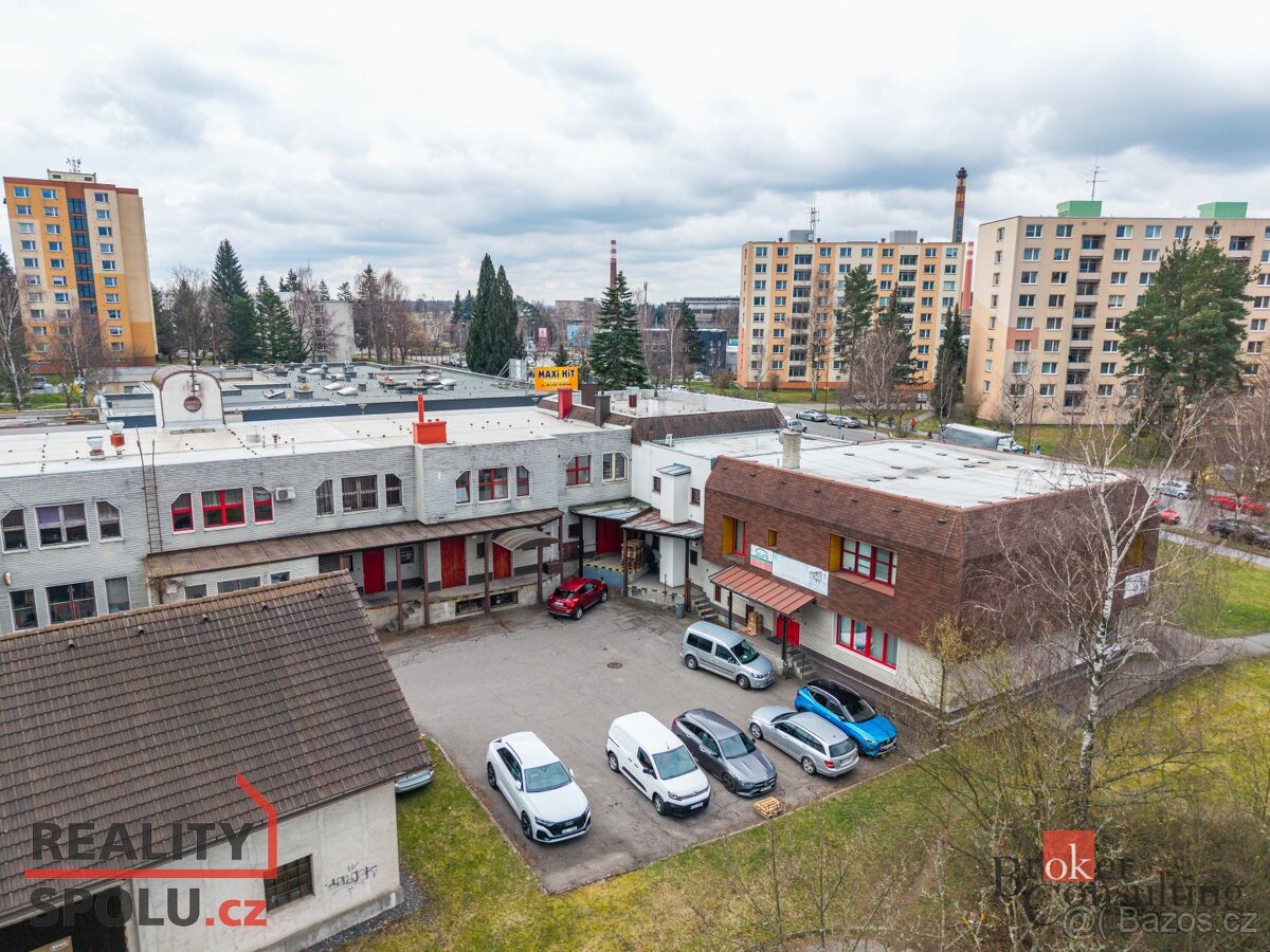 Prodej, komerční/obchodní prostory, 129 m2, Nádražní 2186/52 - 6