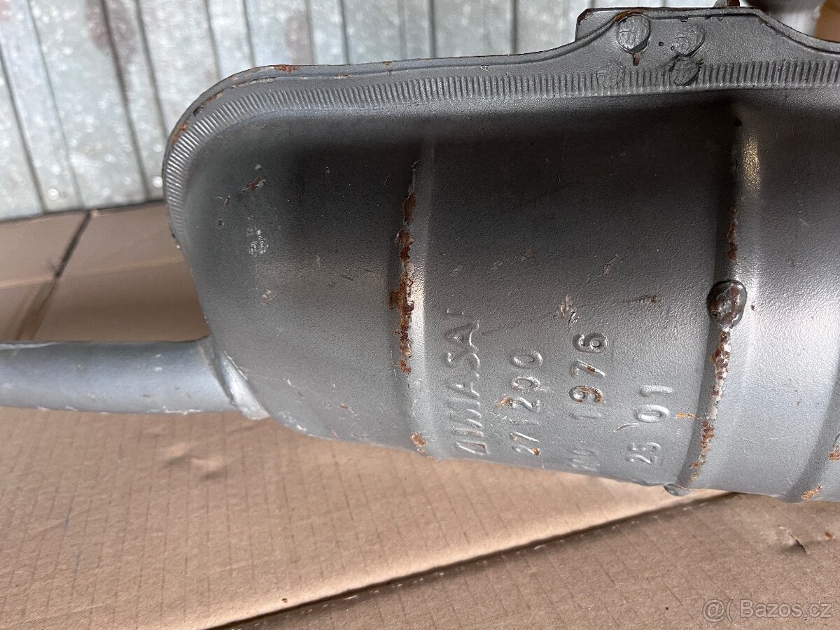 Fiat 850 nový výfuk - 6