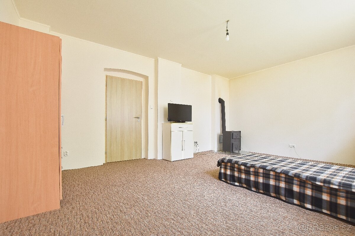 Prodej bytu 4+kk 81 m² T. G. Masaryka, Městec Králové - 6