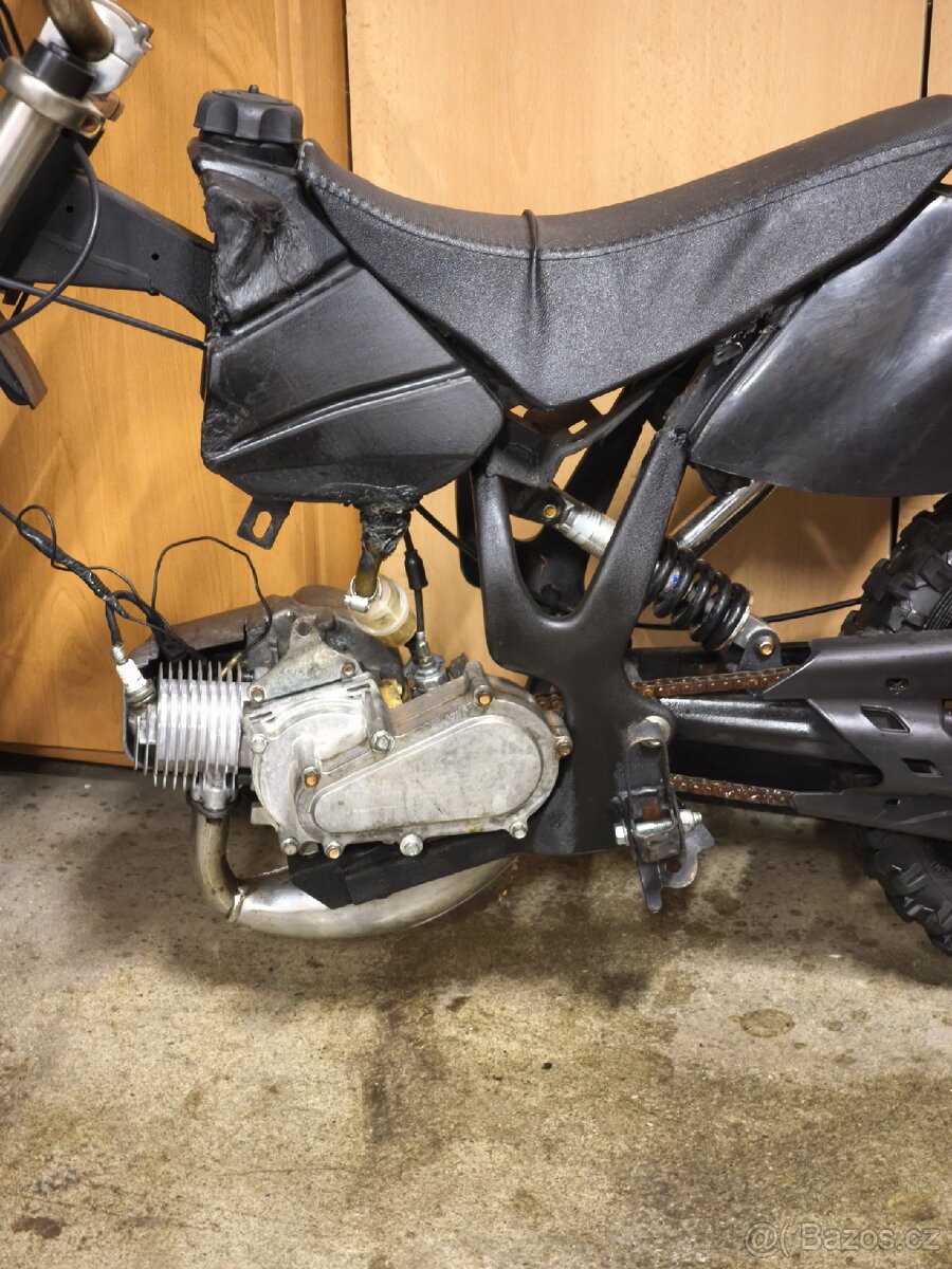 Dětská benzínová motorka 49ccm - 6