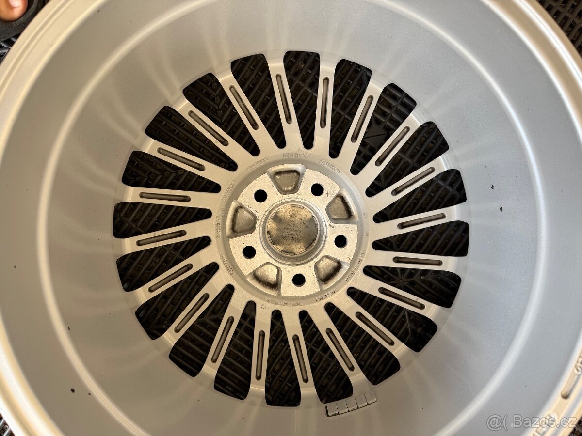 5x112 R19 Eta Beta Venti-R 8,5J ET35 - 6