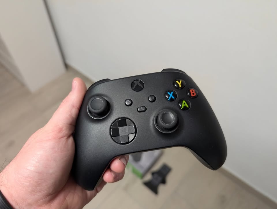 Microsoft Xbox Series X 1TB SSD - 6