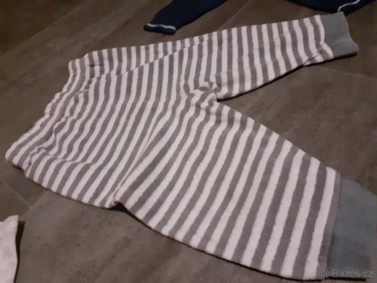 Balík oblečení vel.74 - 6