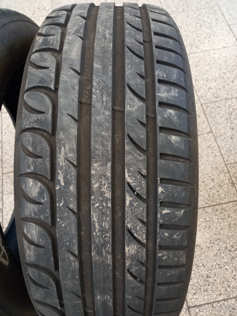 Letní pneu 235/55/18 - 6