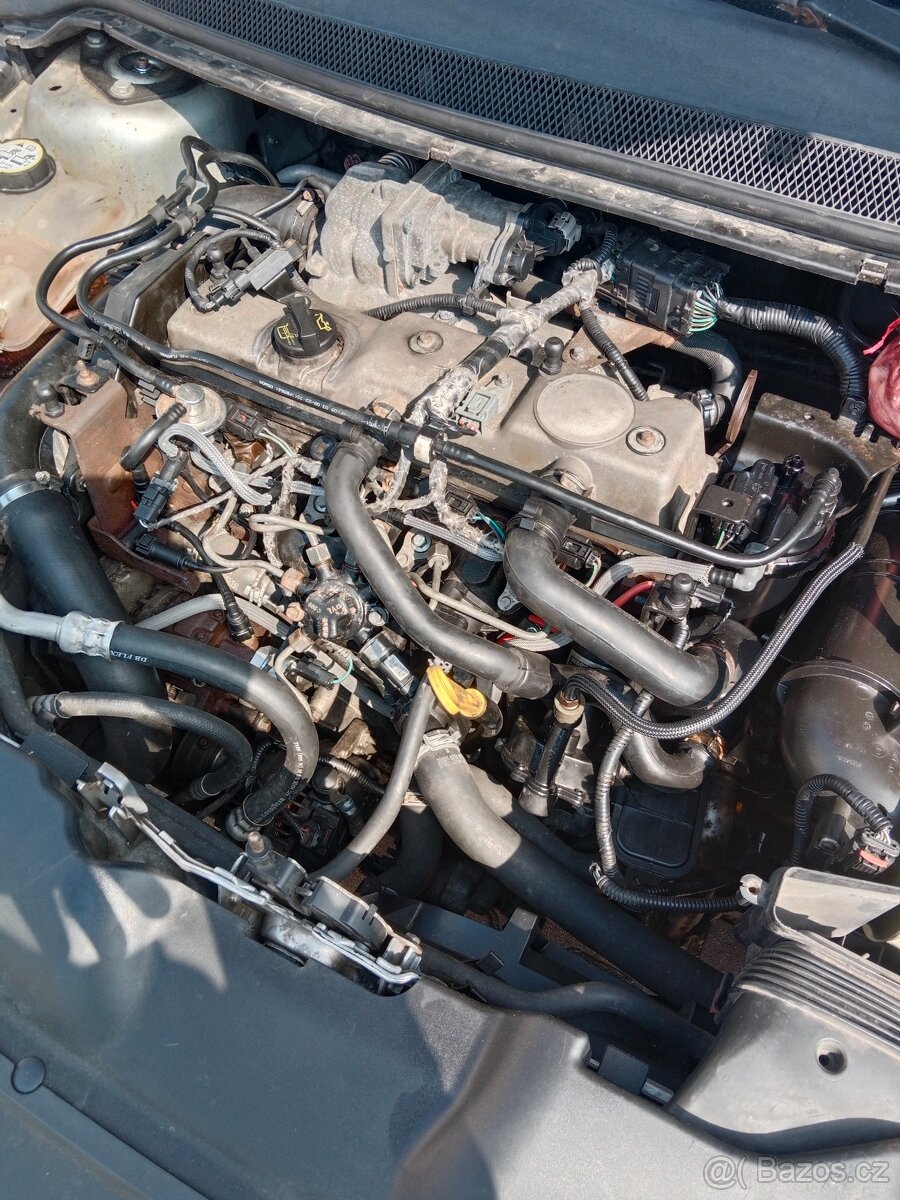 Ford Focus II 1.8tdci díly - 6