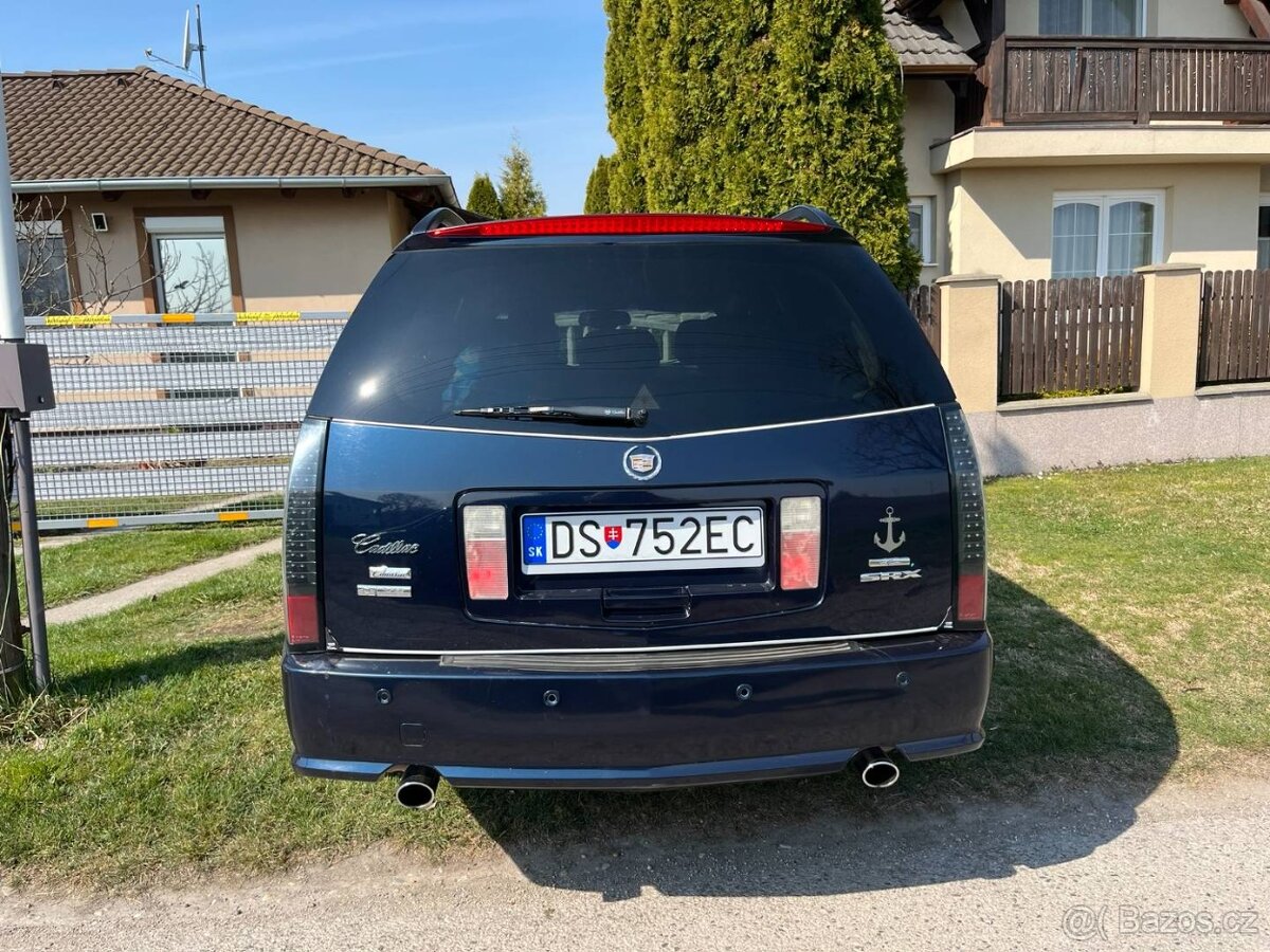 Cadillac SRX 4.6i - 6