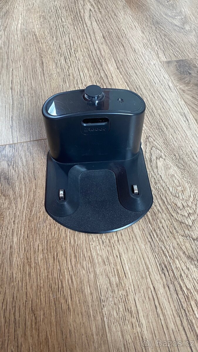 Robotický vysavač iRobot Roomba - 6