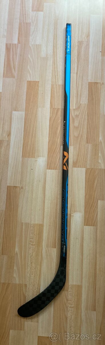 Hokejka Bauer E4, levá P28-40flex - 6
