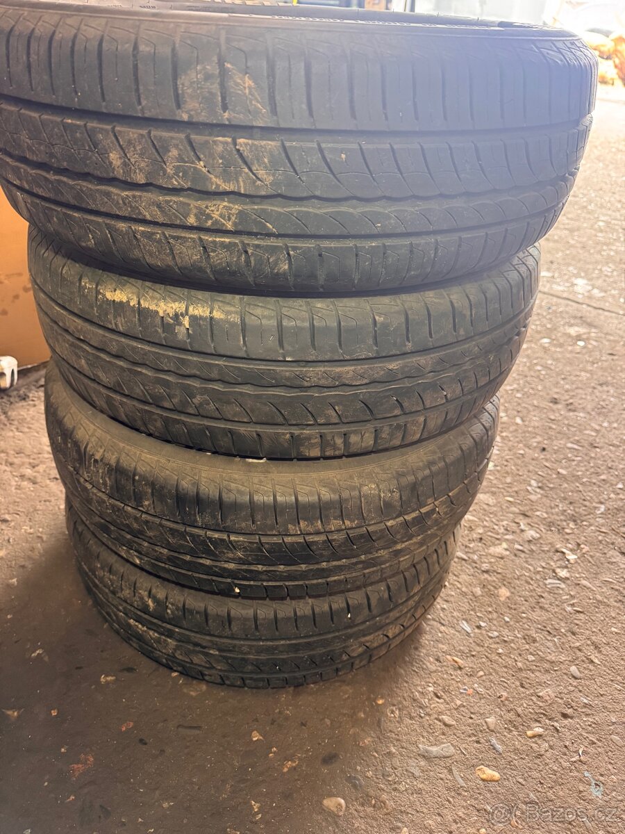 185/65r15 - 6