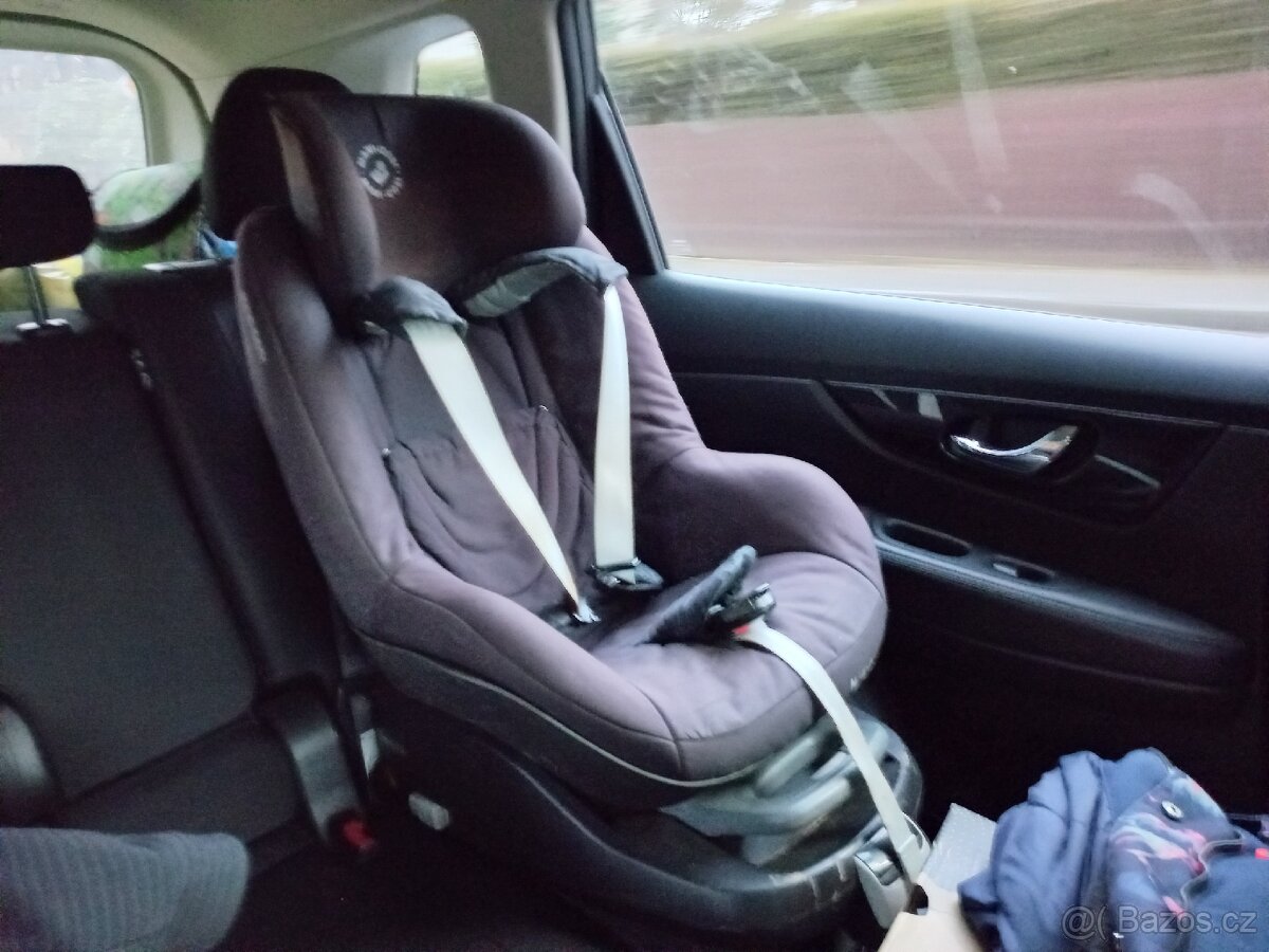 Autosedačka Maxi-cosi Pebble černá - 6