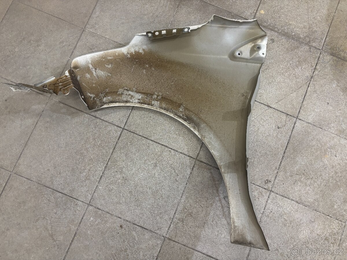 Pravý přední blatník Peugeot 208 I. generace, org - 6