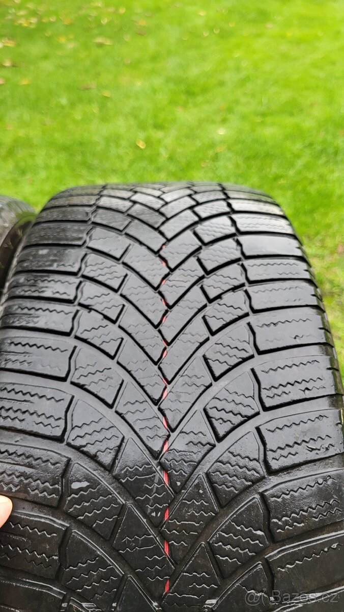 215/50/17 zimní pneu BRIDGESTONE - 6