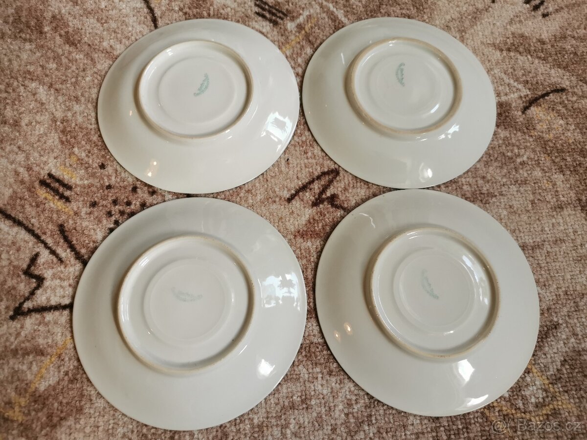 Starý kávový servis RFH Chodov s květinovým motivem - 6