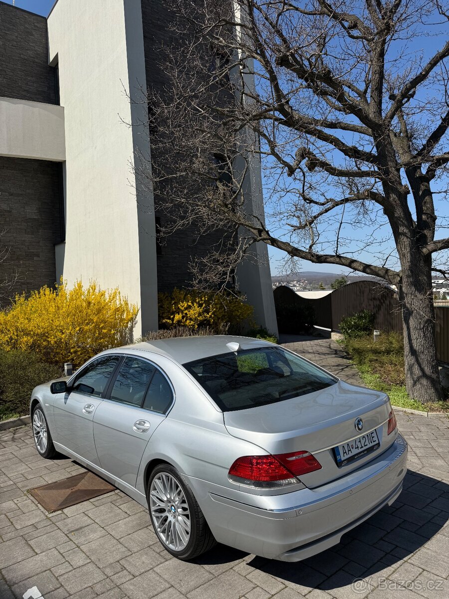 BMW 740i v8 E65 2maj 114tkm servisna kniha - 6