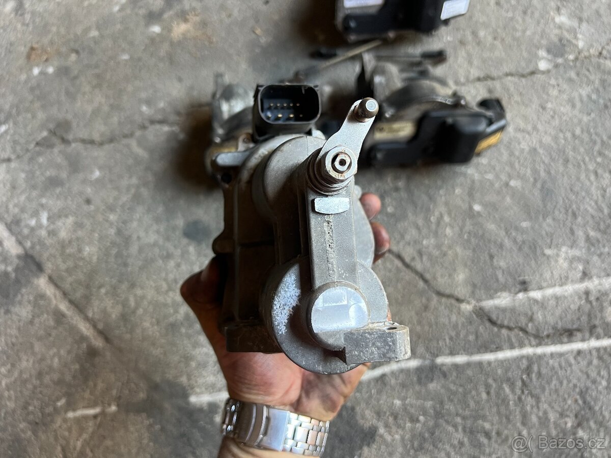 BMW M5/M6 E60/E61/E63/E64 Throttle actuator - 6