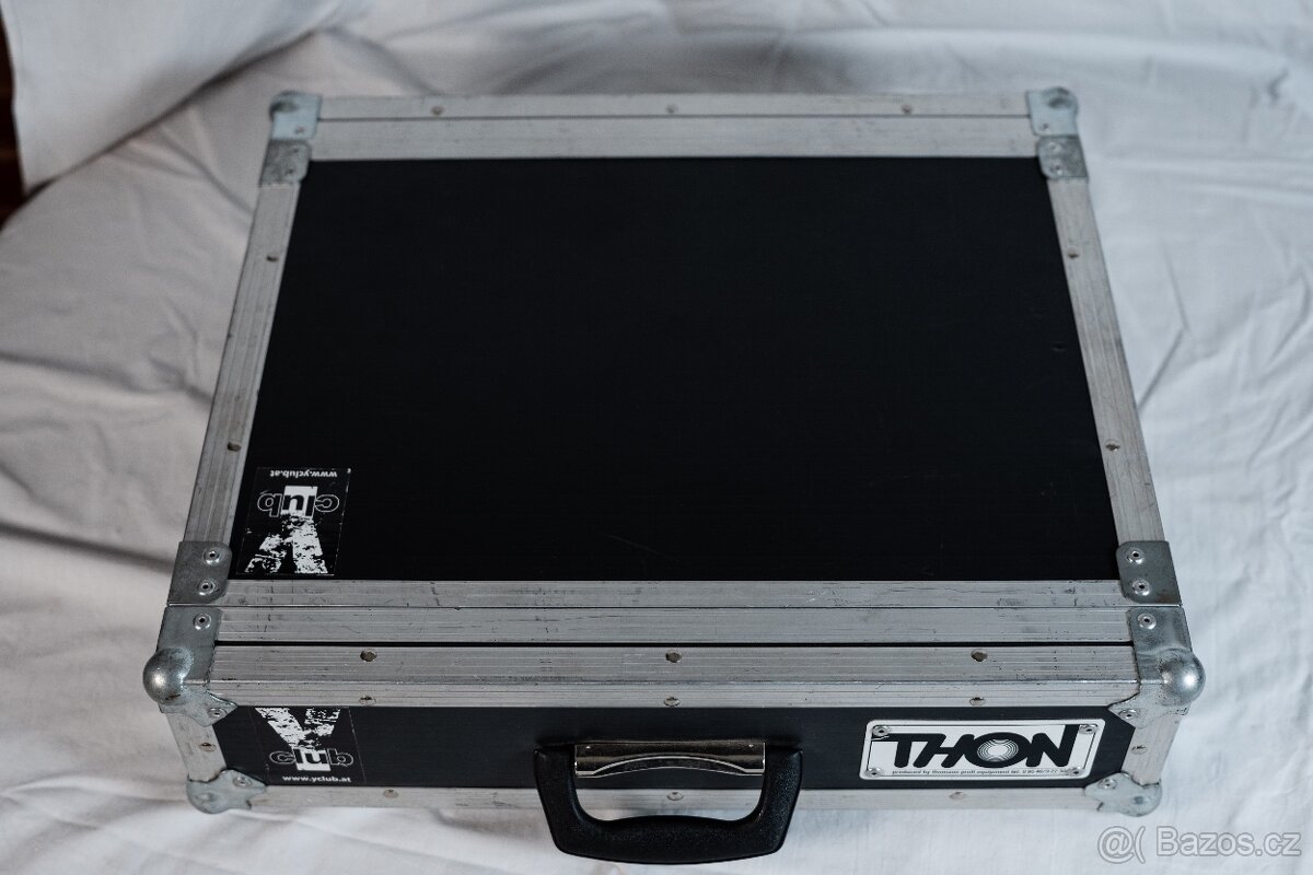 Equalizer YAMAHA Q 2031B & case - 6