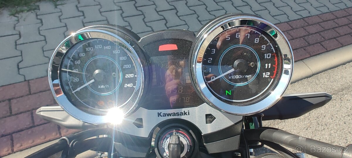 Kawasaki z650rs - 6