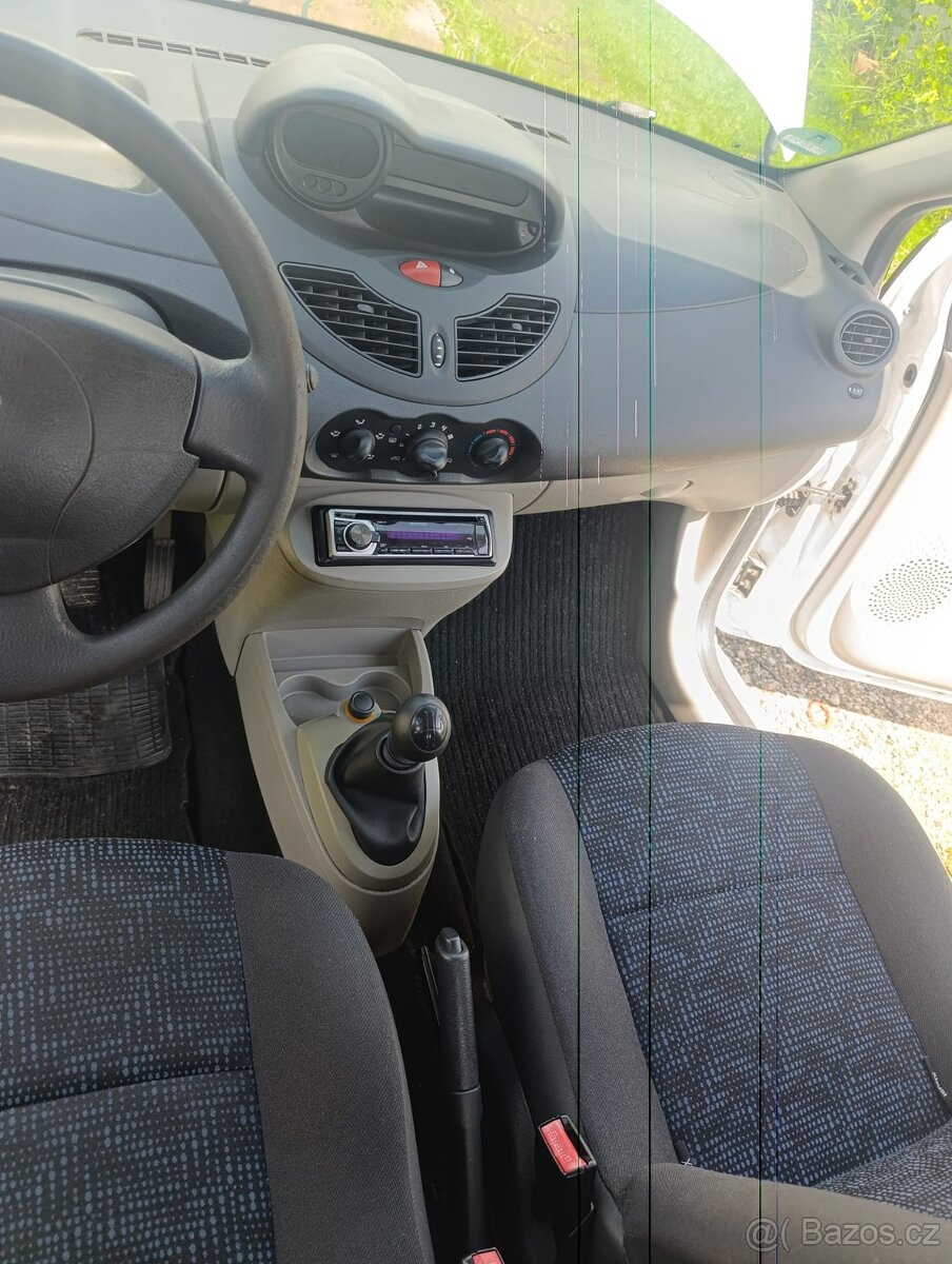 Renault Twingo 2 1.2 benzín rok 2010 nová STKDovoz Německo - 6