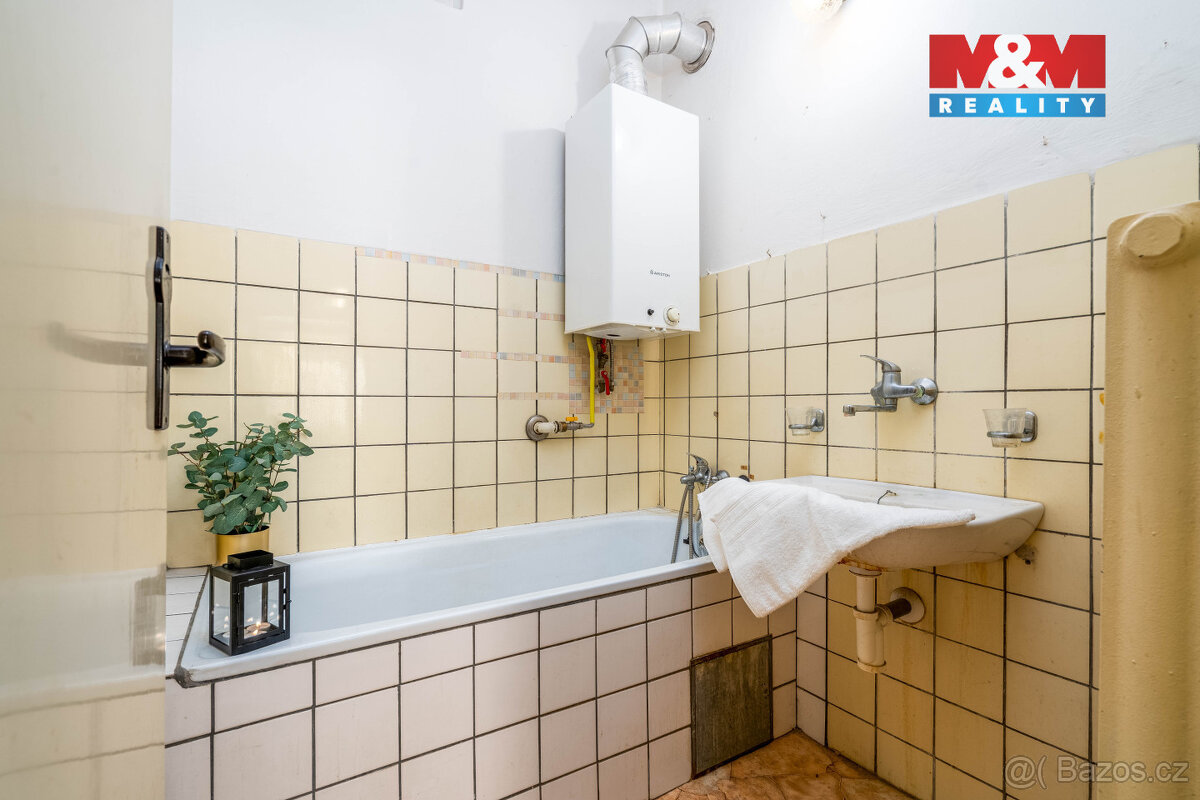 Prodej bytu 3+1, 91 m², Hradec Králové, ul. Škroupova - 6