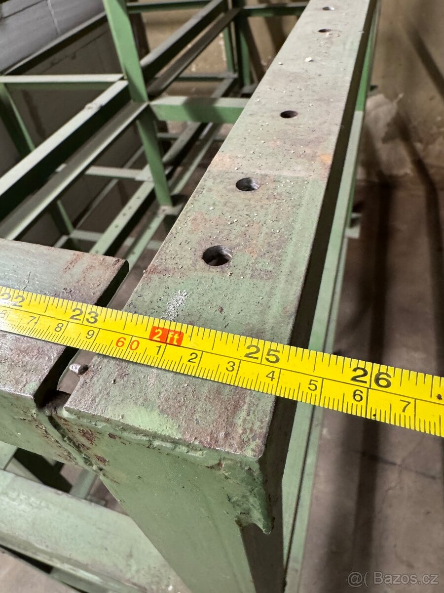 Prodám masivní konstrukce pro stůl / ponk - 6