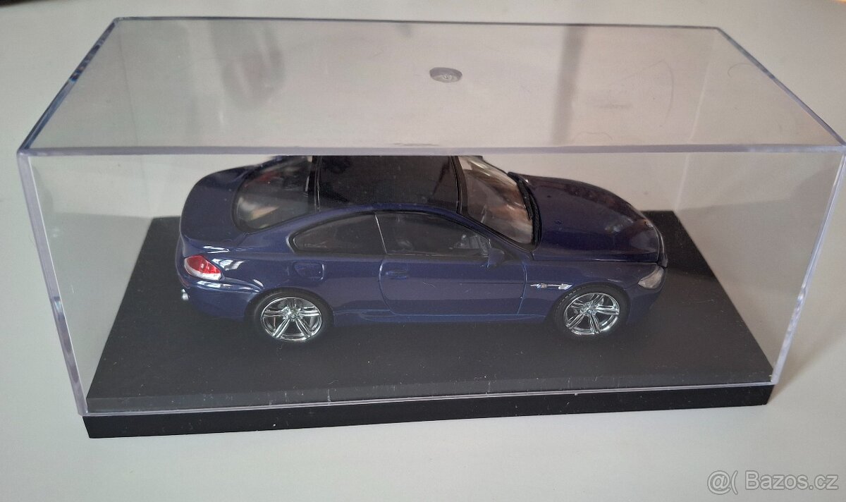 BMW M6 model 1:43 Kyosho - 6