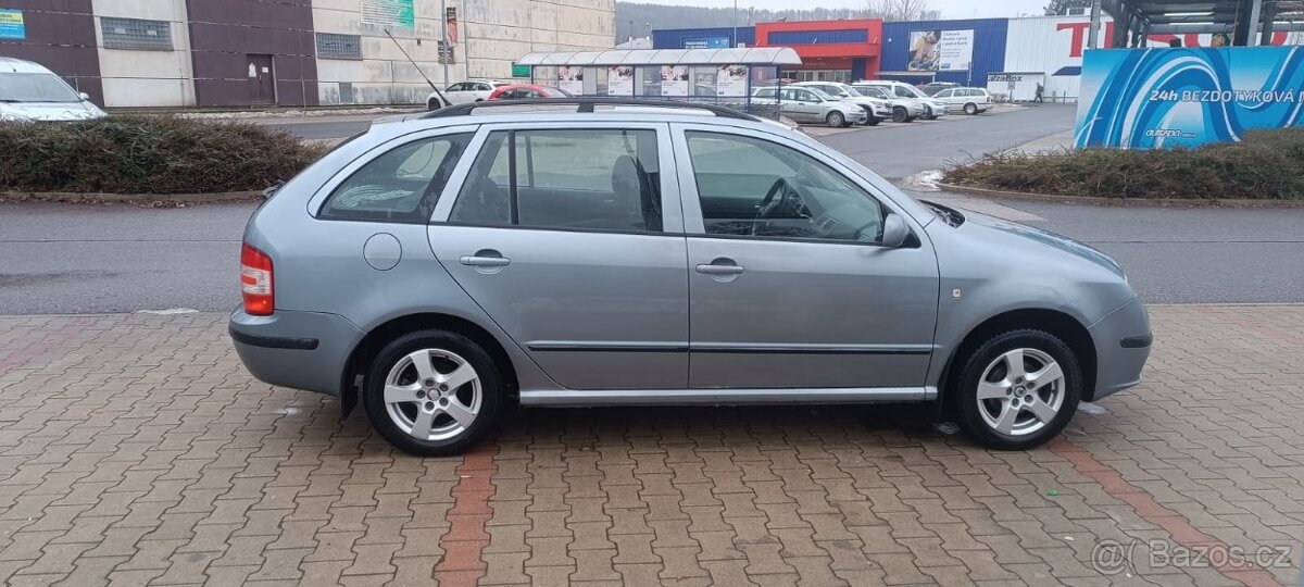 ŠKODA FABIA COMBI 1.4 16V 74kW - 6