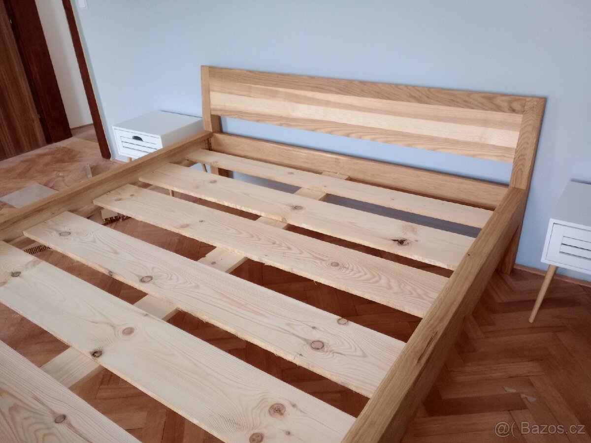 Manželská postel dub masiv - 6