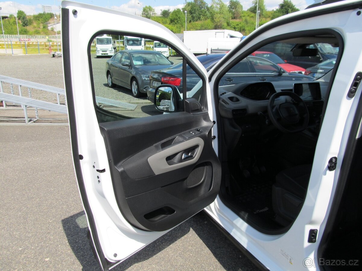 Peugeot Rifter 1.5 BlueHDi 5 míst ČR 1.maj - 6