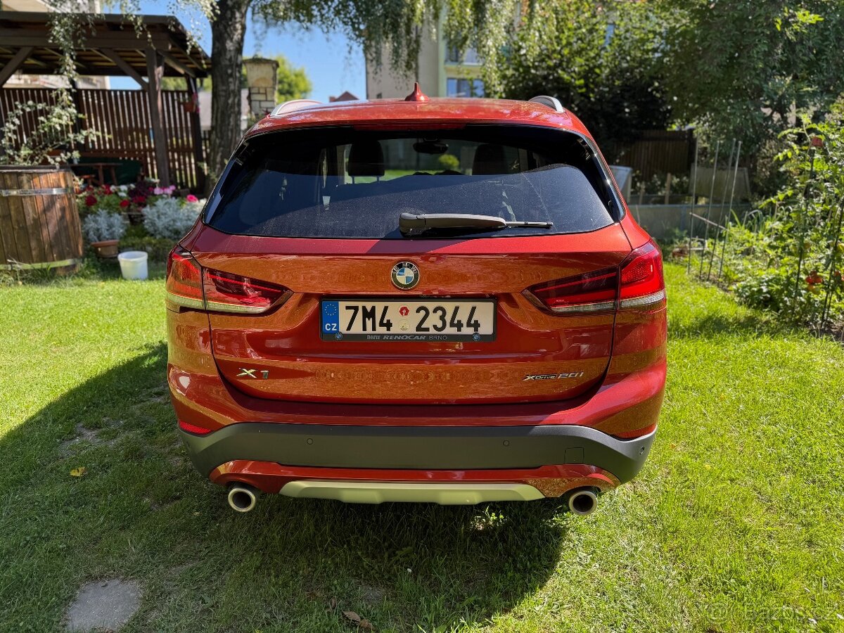 BMW X1, xDrive 20i, 131 kW, automat, 46 000 km, 1. majitel - 6