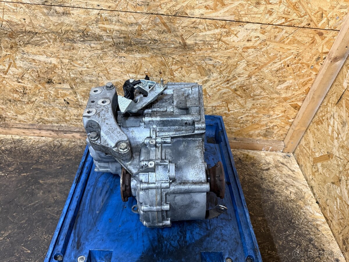 MANUÁLNÍ 6Q PŘEVODOVKA 2.0 TDI 103KW KDN - 6