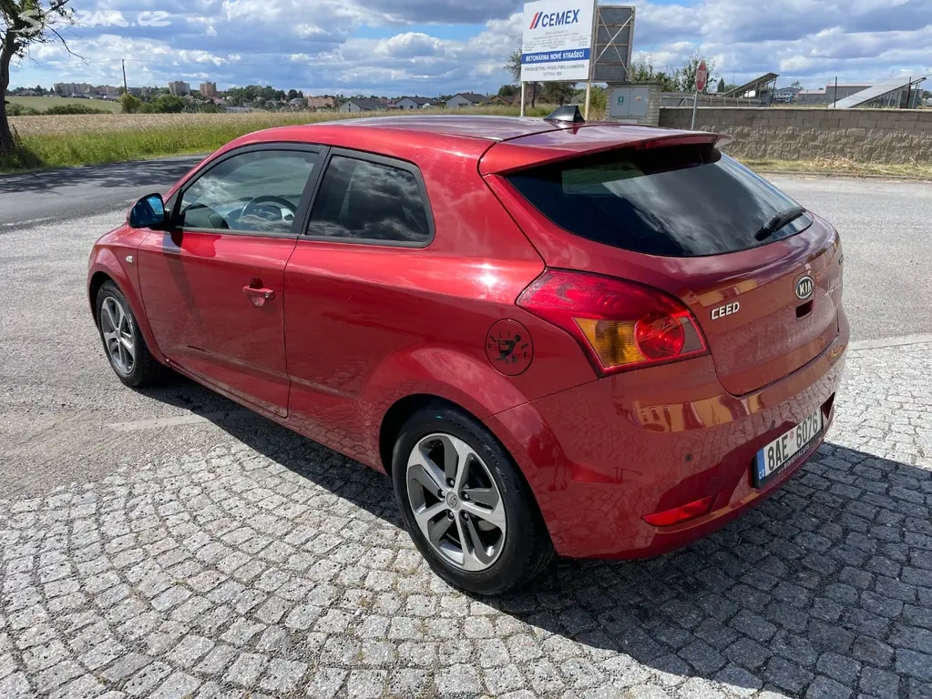 Kia Pro Ceed 2.0 CRDi 100kW - 6