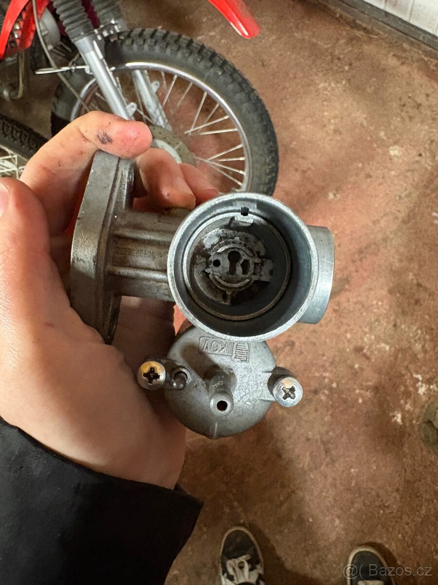 Karburátor jawa 250 - 6