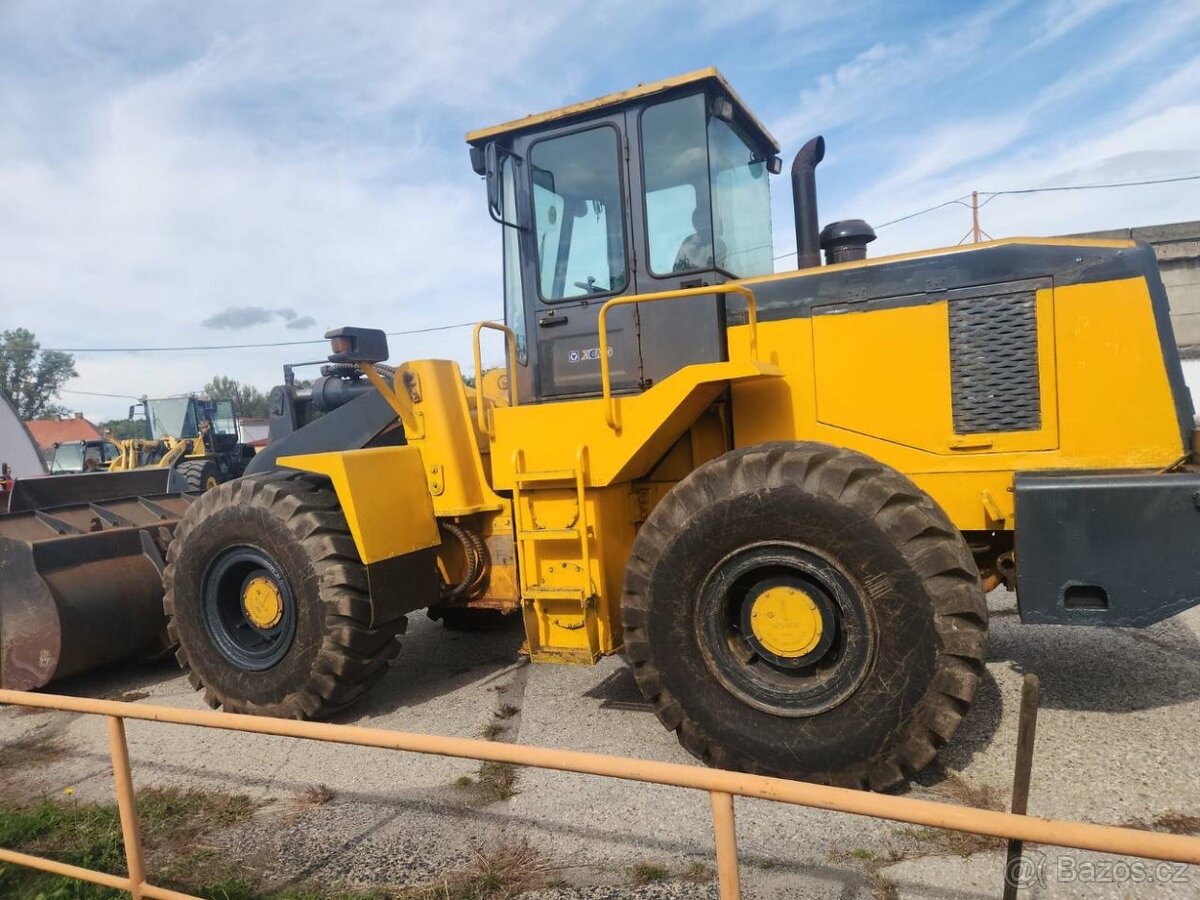 Nakladač XCMG 2008 - 6