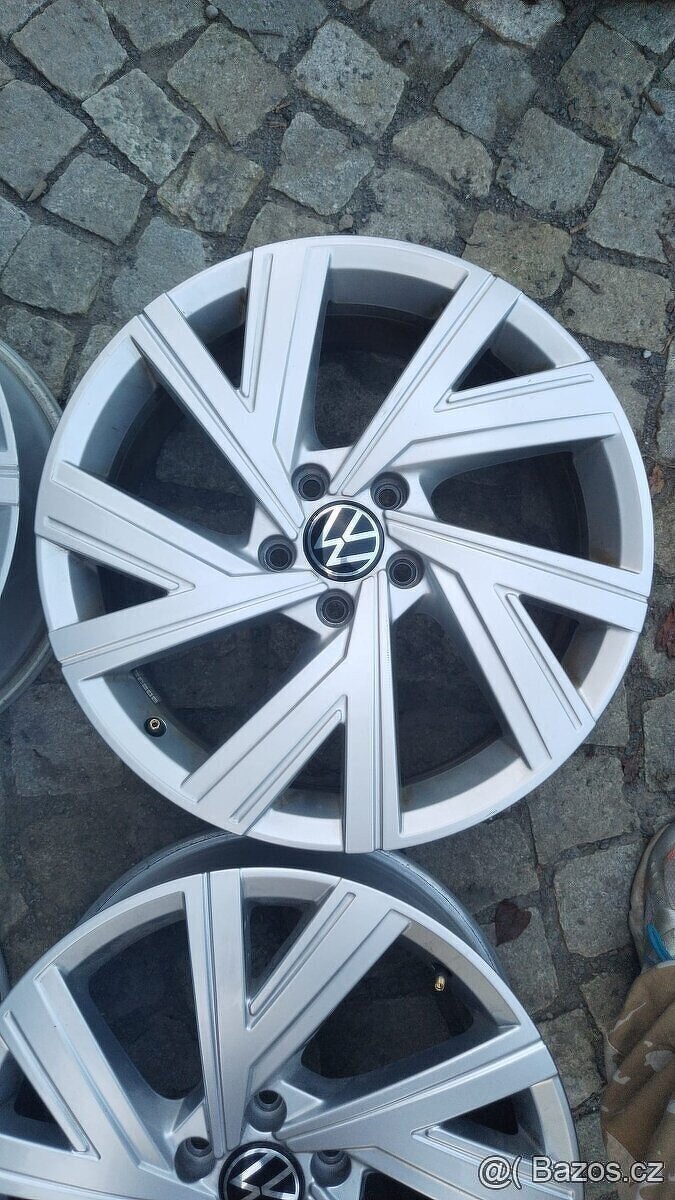 al.disky 5x112 R18 - orig. VW GOLF VIII BERGAMO - 6