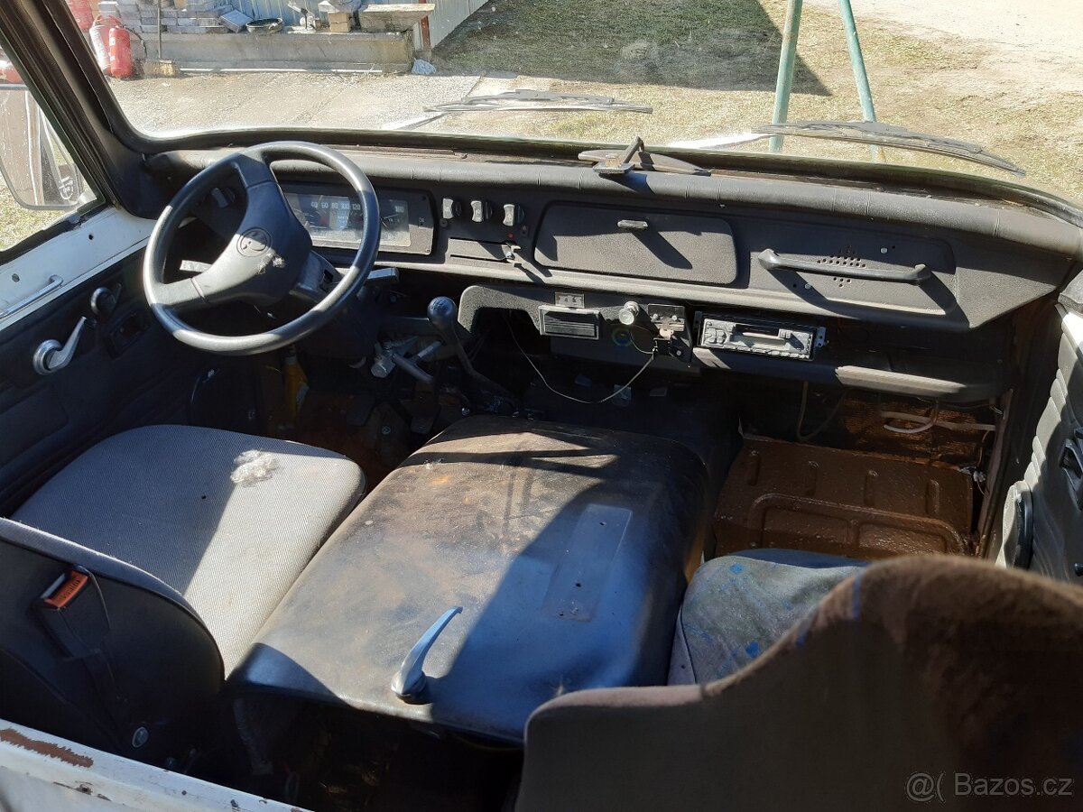 Škoda 1203 Taz 1500 - 6