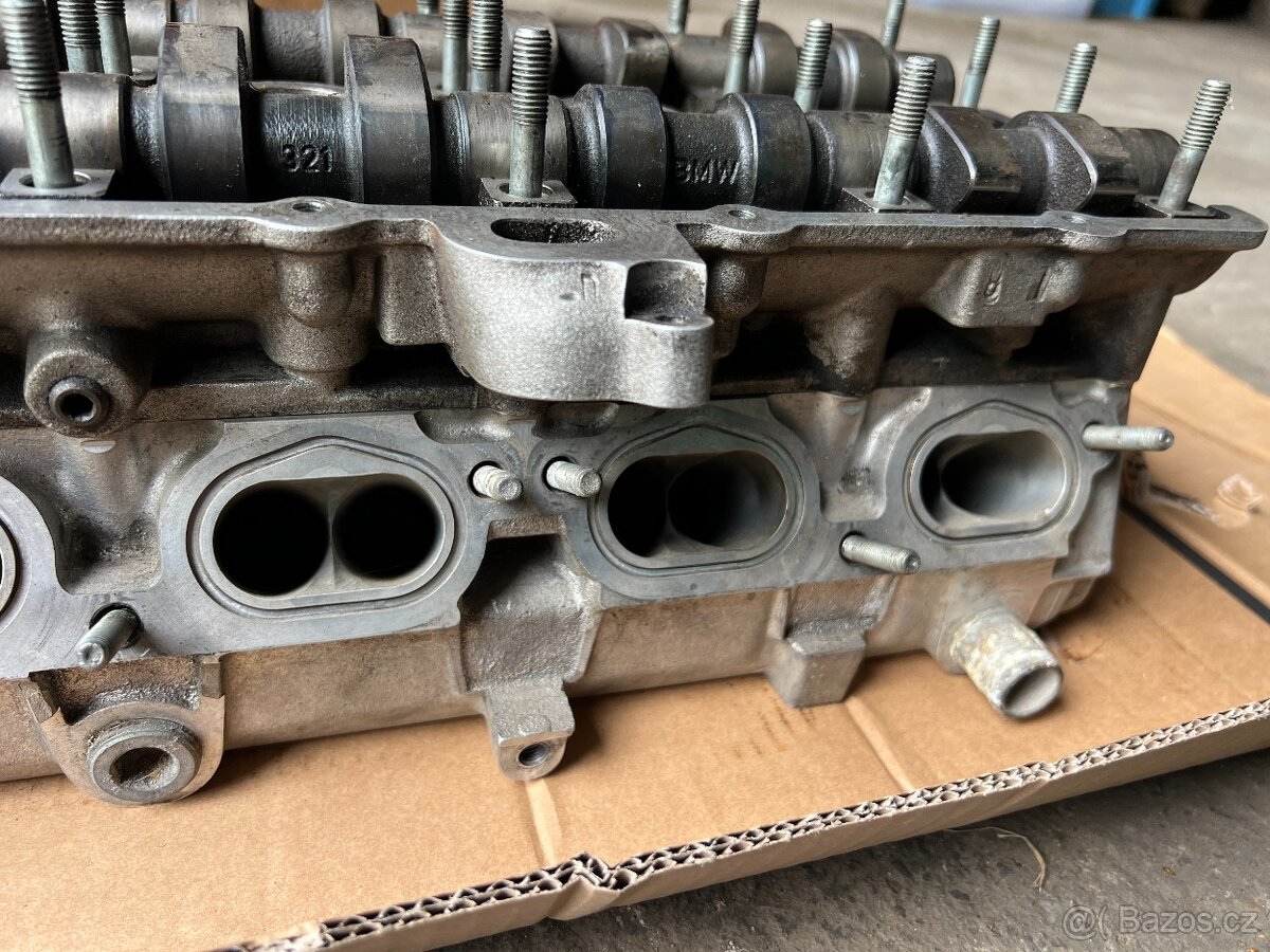 BMW E36 M3 3,0 S50B30 hlava motoru - 6