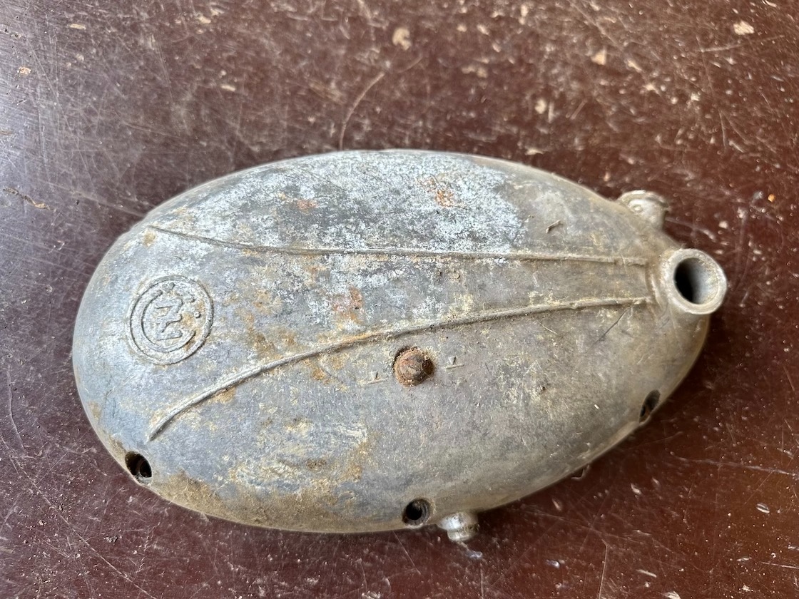 Predám víko spojky, kryt spojky ČZ 125 150C - 6