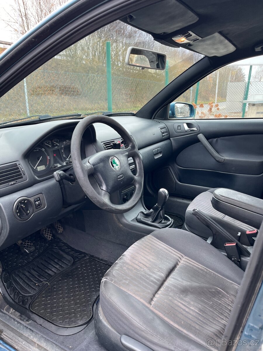 Škoda Octavia 1 - 6