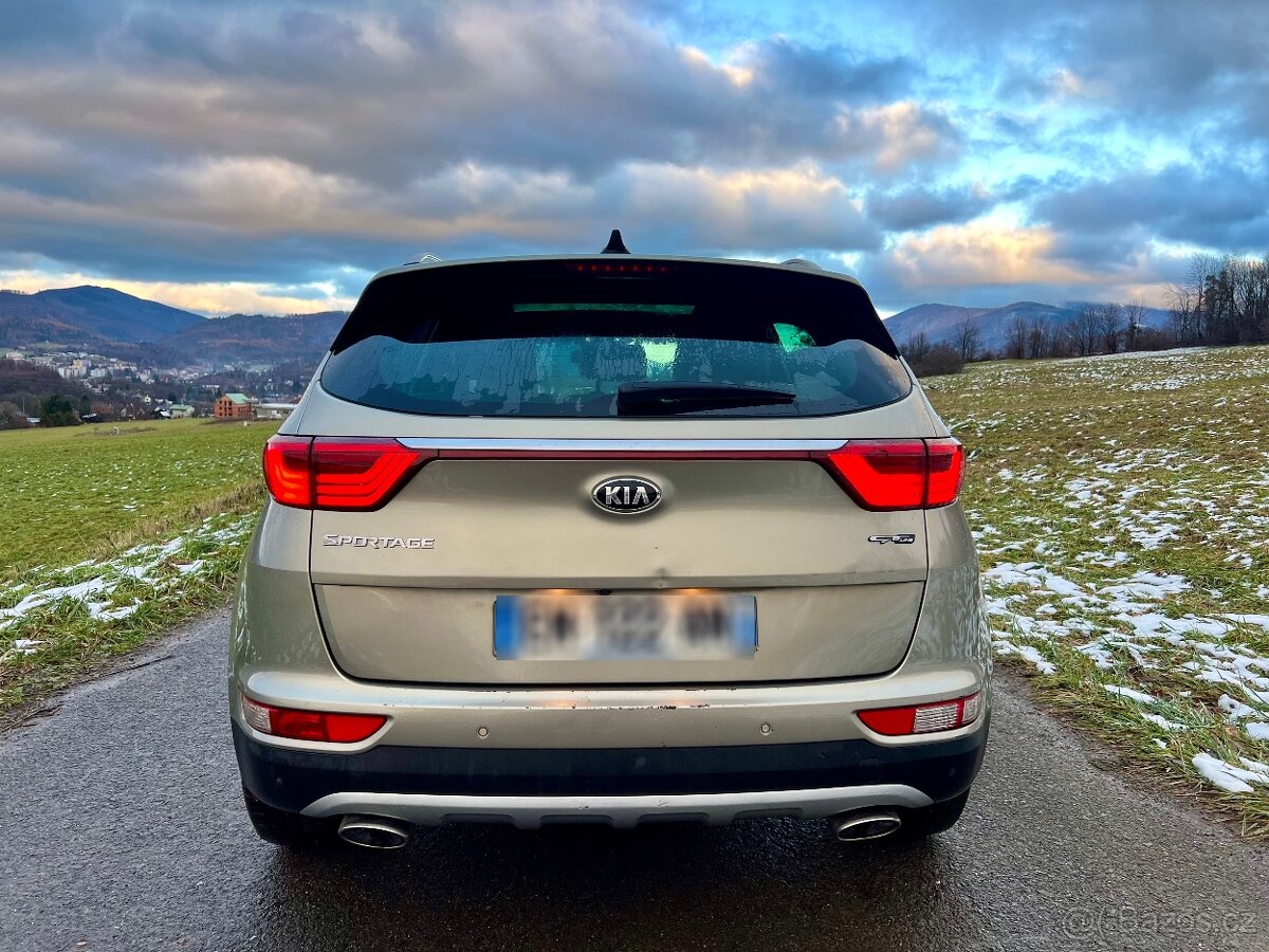 Kia Sportage 2.0 CRDi GT line 4WD - 6