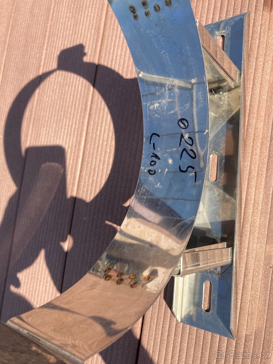 NEREZOVÁ stěnová objímka -nástavná , ø 225mm. - 6