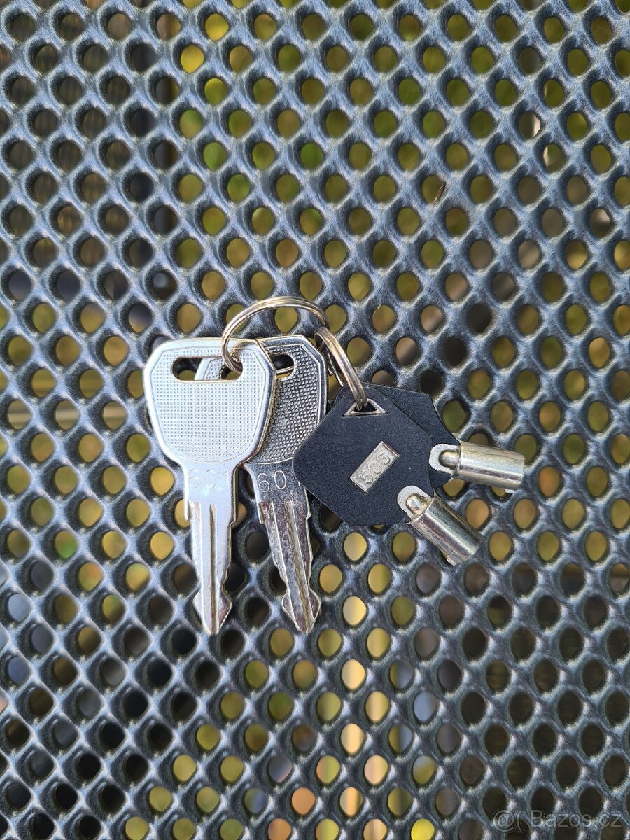 PC, Core i7, 16GB, RX460, SSD - 6