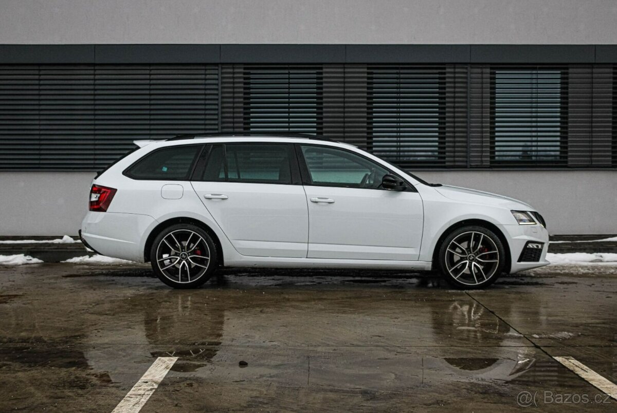 Škoda Octavia Combi 2.0 TDI RS DSG 4x4 - 6