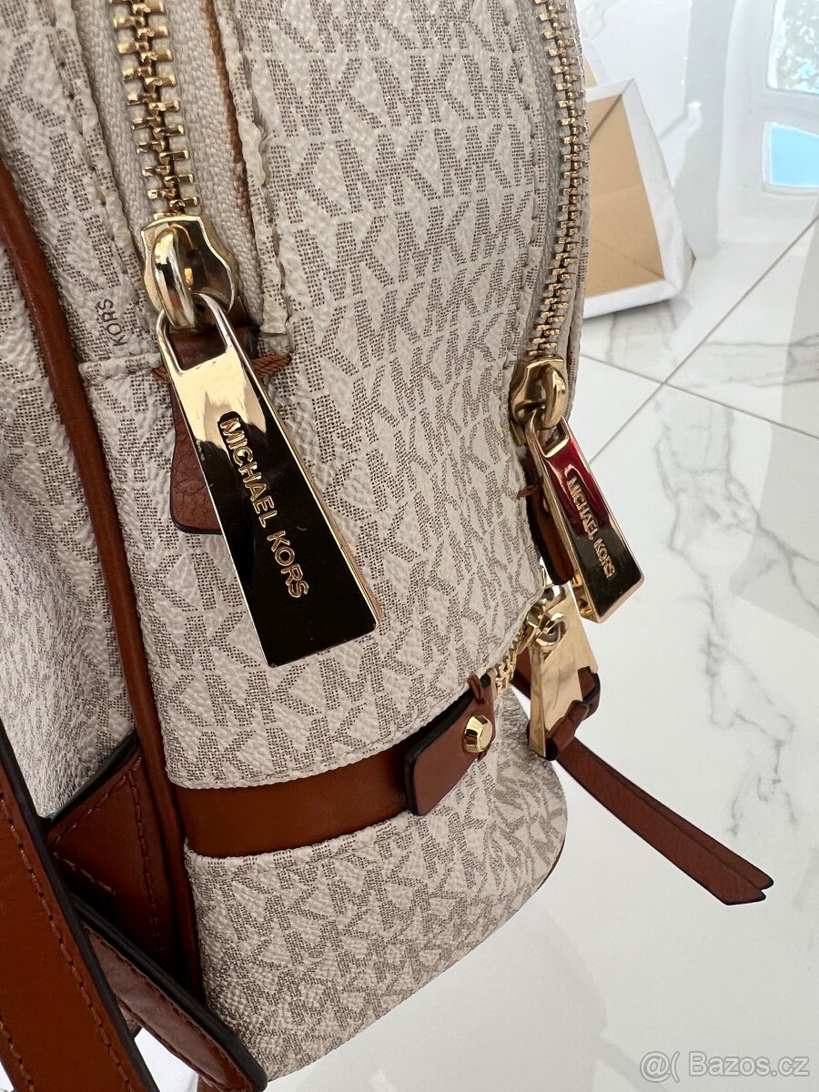 Michael Kors batoh Rhea - 6