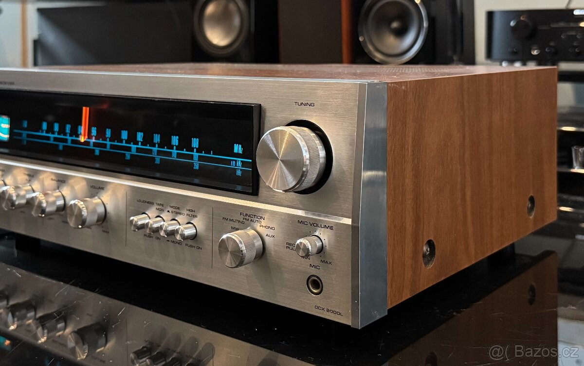 Sanyo DCX 2000L zesilovač - 6