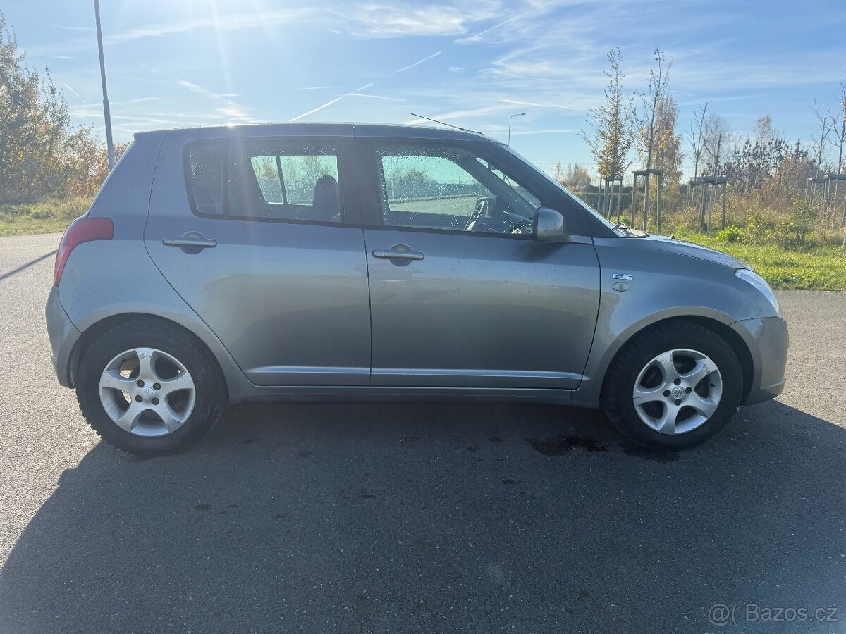 Suzuki Swift 1,3 DDiS 51 kW nova STK - 6