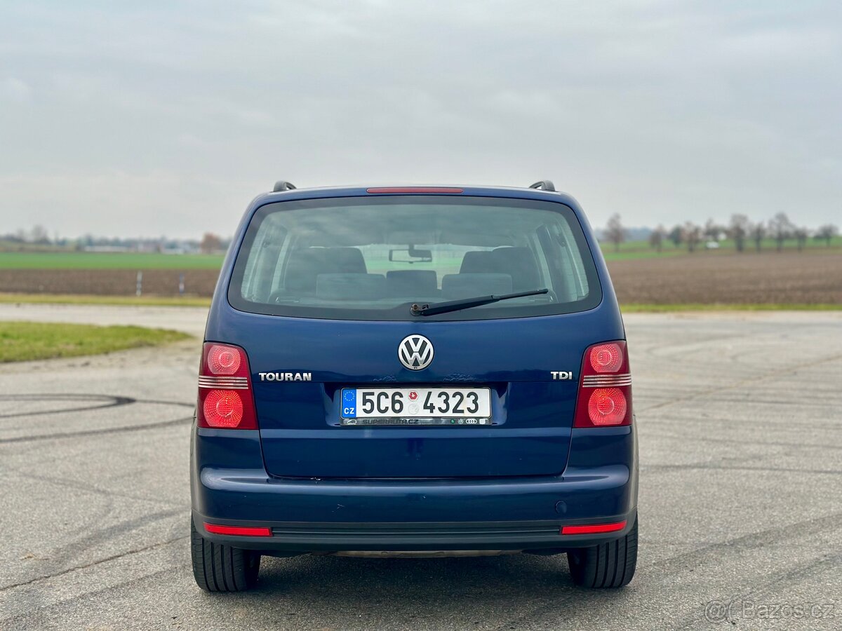 VW TOURAN 1.9 TDI 77kW 7 Míst COMFORTLINE - 6