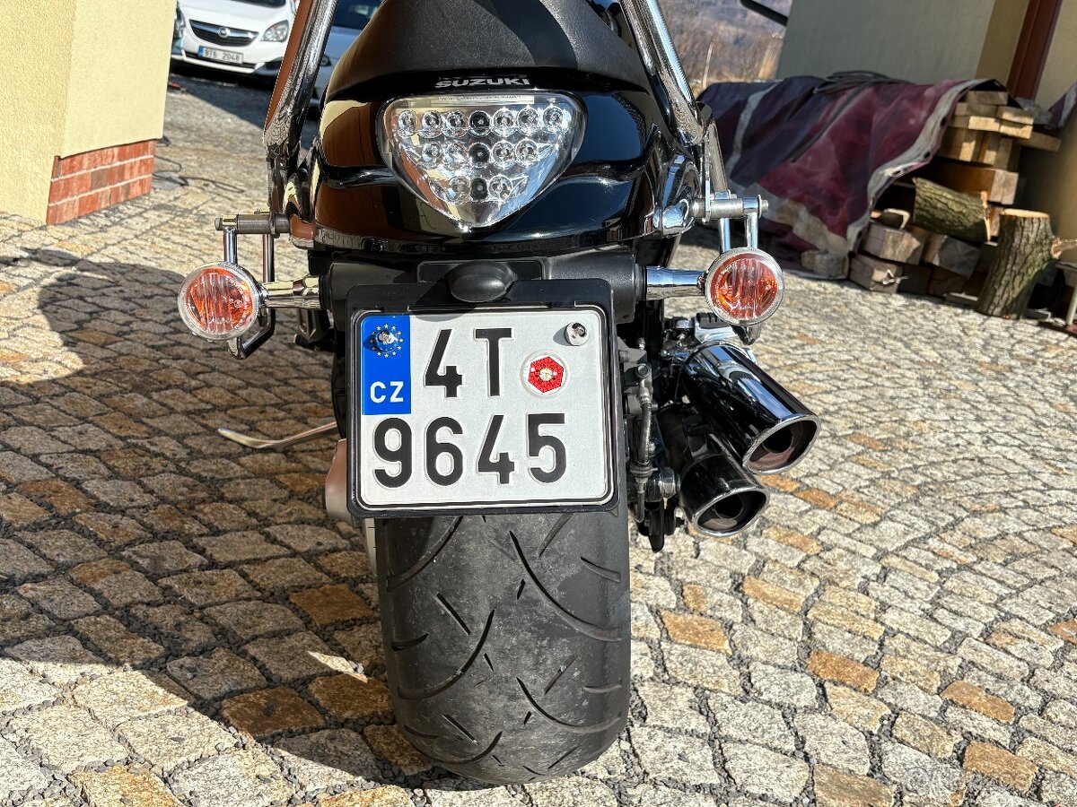 SUZUKI INTRUDER M 1800R2 - 6