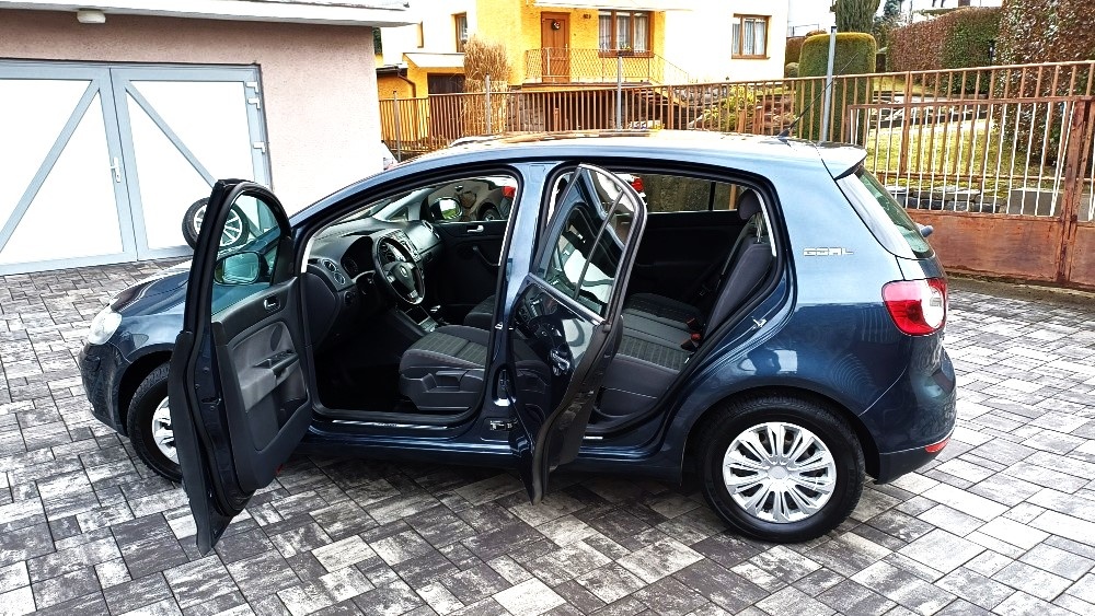 golf plus 1.6 fsi benzin automat ( velice pekny stav ) - 6